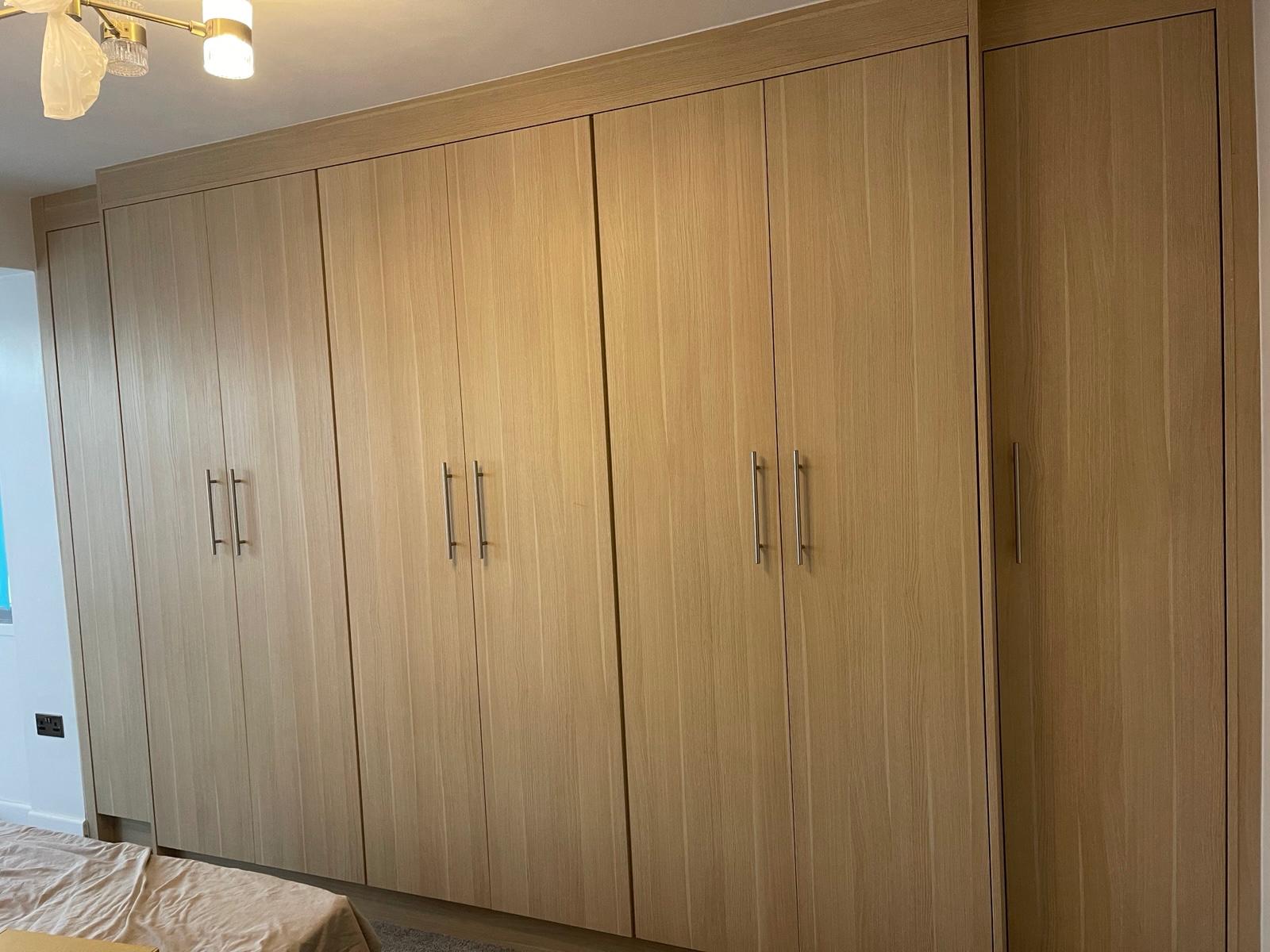 Fitted bedroom installation